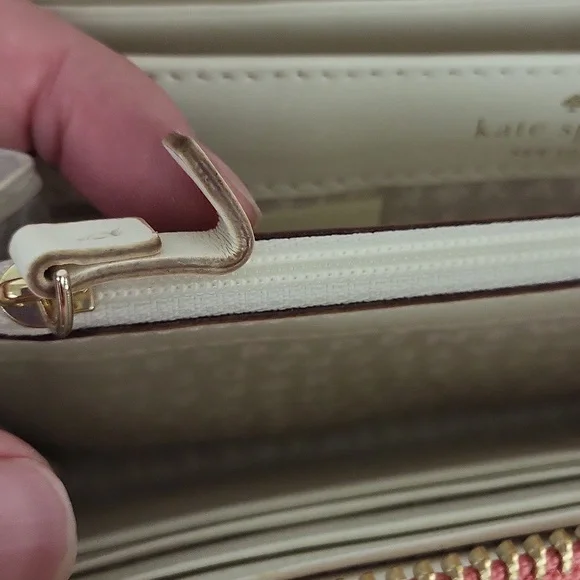 Kate Spade Mikas Pond Stacy in Guava Long Wallet - Picture 8 of 9